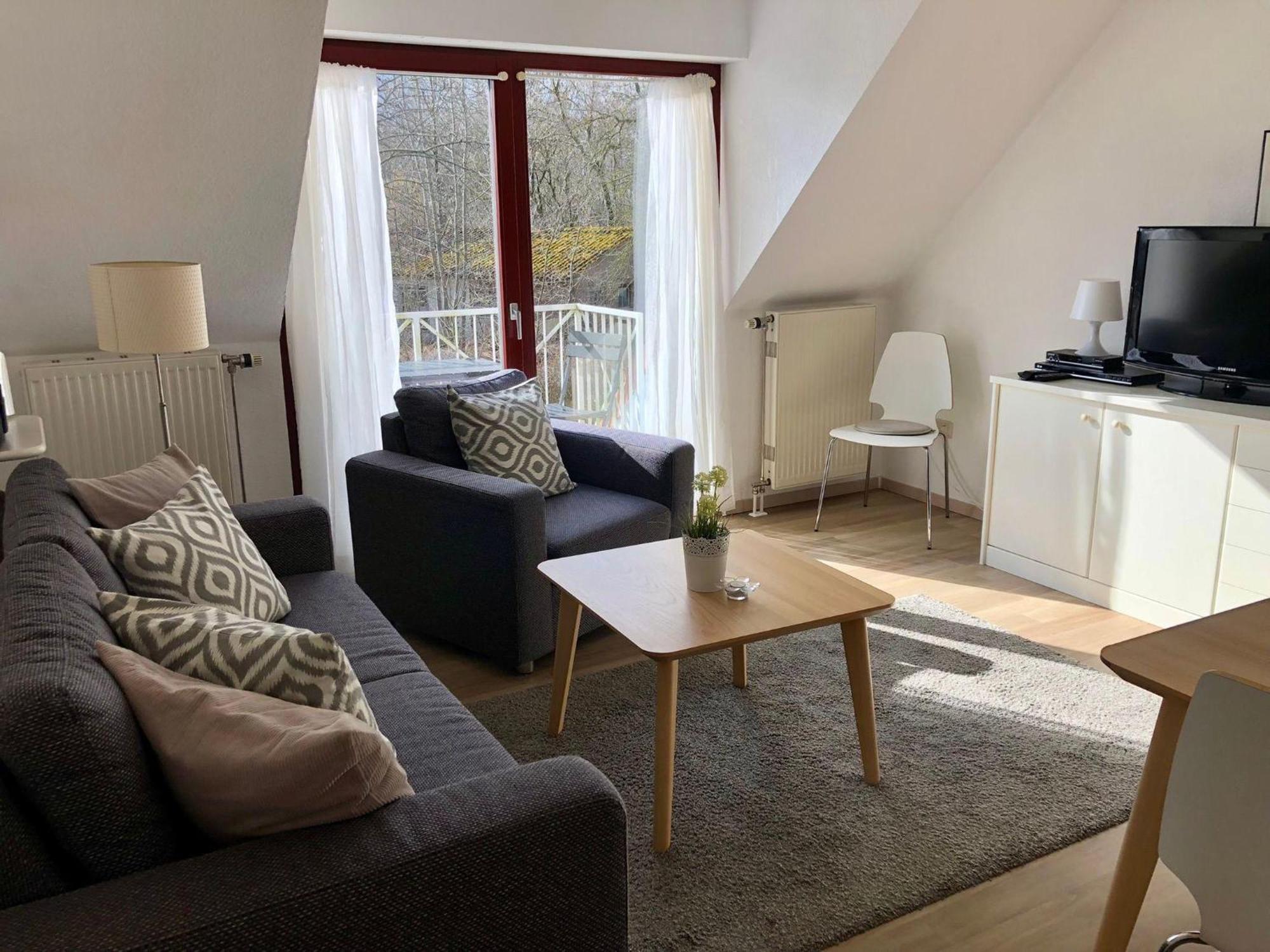 Gustow  Ferienwohnung-Nils-Holgerson-Mit-Balkon-Zwischen-Strand-Wald-Wiese-Im-Suedosten-Der-Insel-Ruegen מראה חיצוני תמונה