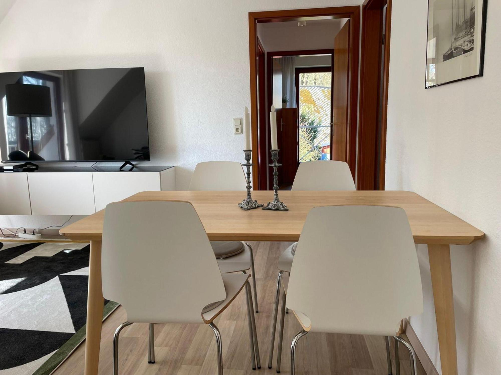 Gustow  Ferienwohnung-Nils-Holgerson-Mit-Balkon-Zwischen-Strand-Wald-Wiese-Im-Suedosten-Der-Insel-Ruegen מראה חיצוני תמונה